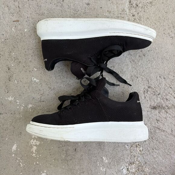 Alexander McQueen net top oversized sneakers - Picture 3 of 13